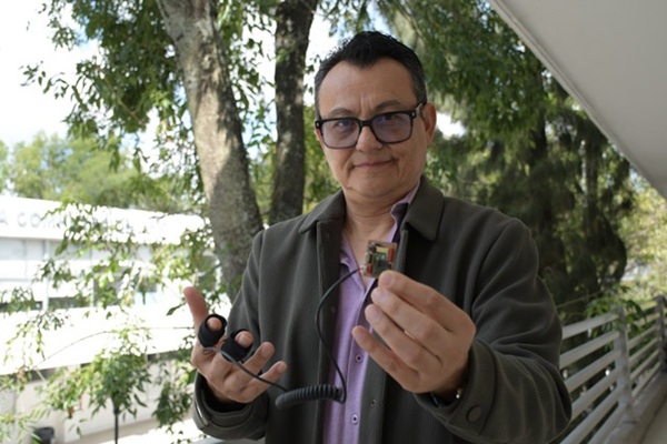 Impulsa BUAP glucómetro sin agujas