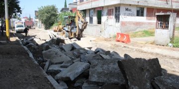 Rehabilita Comuna vialidad en San Sebastián de Aparicio