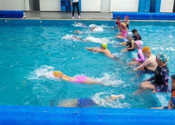 Acerca Chedraui deporte a la niñez