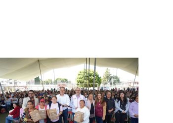 Entrega Ayuntamiento de Puebla 14 mil 700 despensas