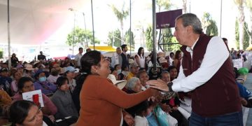 Entrega Pepe Chedraui 5 mil 550 despensas en Canoa