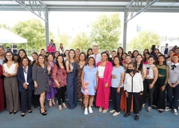 Entrega Chedraui apoyos a 31 emprendedoras poblanas