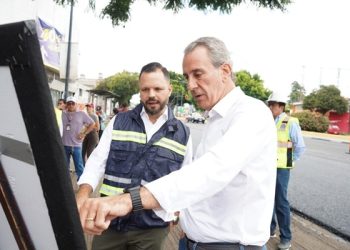 Rehabilita Chedraui el bulevar 5 de Mayo