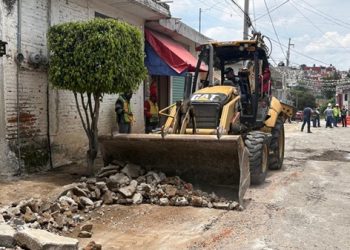 Rehabilitan vialidades en San Jerónimo Caleras