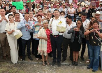 Rehabilitan centro de salud en la Mixteca
