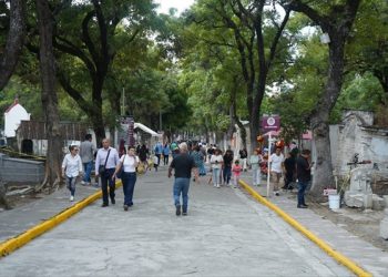 Refuerza Ayuntamiento de Puebla mantenimiento del Panteón