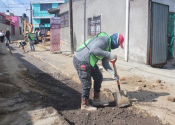 Construye Ayuntamiento de Puebla drenaje en la colonia Miguel Abed