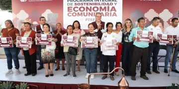 Impulsa Ayuntamiento la producción de mezcal en Azumiatla