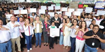 Entrega Alejandro Armenta 31 apoyos comunitarios