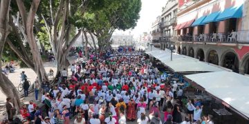 Celebra Ayuntamiento fiestas patrias con activación física