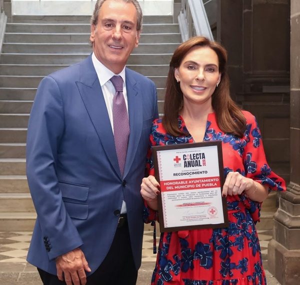 Entregan Chedraui y MariElise donativo a Cruz Roja