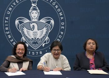 Sellan BUAP y Rosario Castellanos alianza
