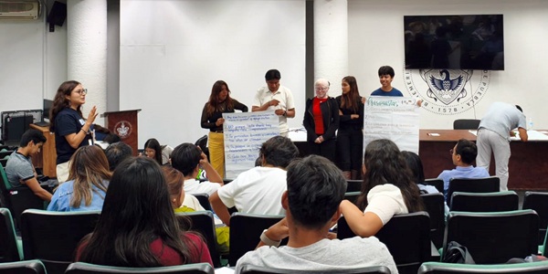 Impulsa BUAP inclusión de mujeres indígenas
