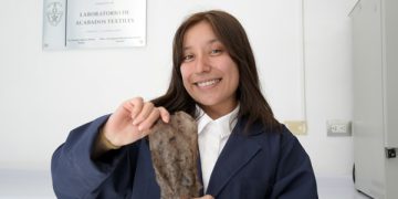 Crea bioplástico textil con residuos de café
