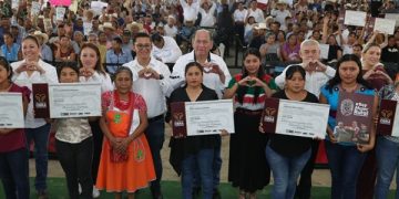 Entregan más de 30 mdp en apoyos a la Sierra Nororiental
