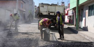 Supervisa Chedraui bacheo en la colonia Minerales de Guadalupe