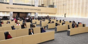 Inicia Congreso local periodo ordinario de sesiones con 39 diputados