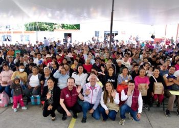 Entregan 4 mil 200 despensas en Santo Tomás Chautla