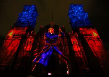 Ilumina videomapping la Catedral de Puebla