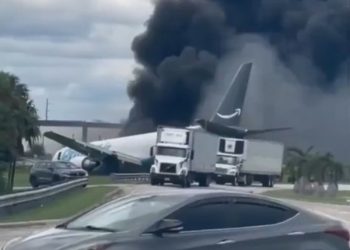Deja cinco muertos un avión de Amazon en Miami