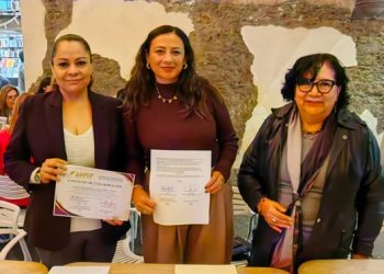 Firman periodistas de Puebla y Ecuador alianza