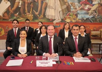 Ofertan 6 mil 400 empleos en feria de Puebla capital