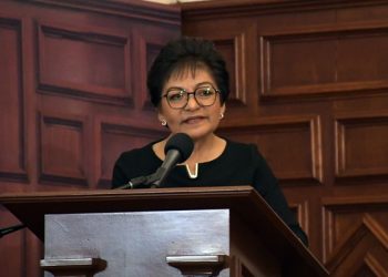 Reafirma Lilia Cedillo compromiso social de la BUAP