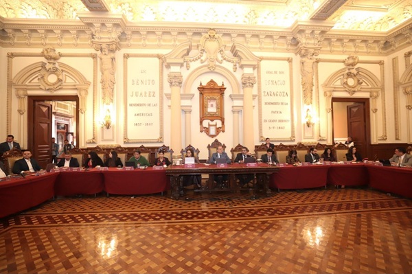 Avala Cabildo de Puebla Ley de Ingresos sin nuevos impuestos