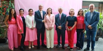 Comparten en Puebla capital historias frente al cáncer