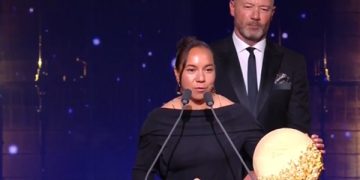 Gana Charlyn Corral el Gerd Müller y hace historia