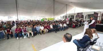 Reporta Chedraui obras y apoyos en Xonacatepec
