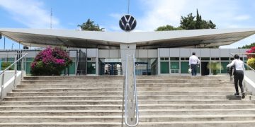Huelga en Volkswagen colapsaría economía de Puebla