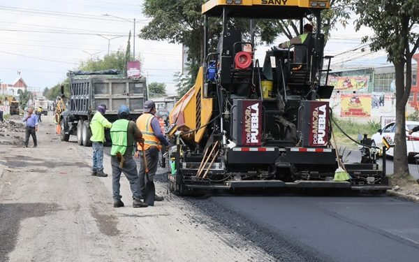Avanza Puebla con 558 kilómetros de obras viales