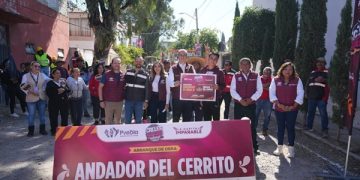 Pavimenta Ayuntamiento Andador del Cerrito al sur de la ciudad