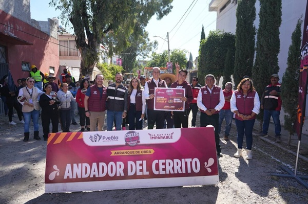 Pavimenta Ayuntamiento Andador del Cerrito al sur de la ciudad