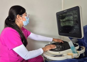 Acerca SMDIF servicios de salud a Guadalupe Hidalgo
